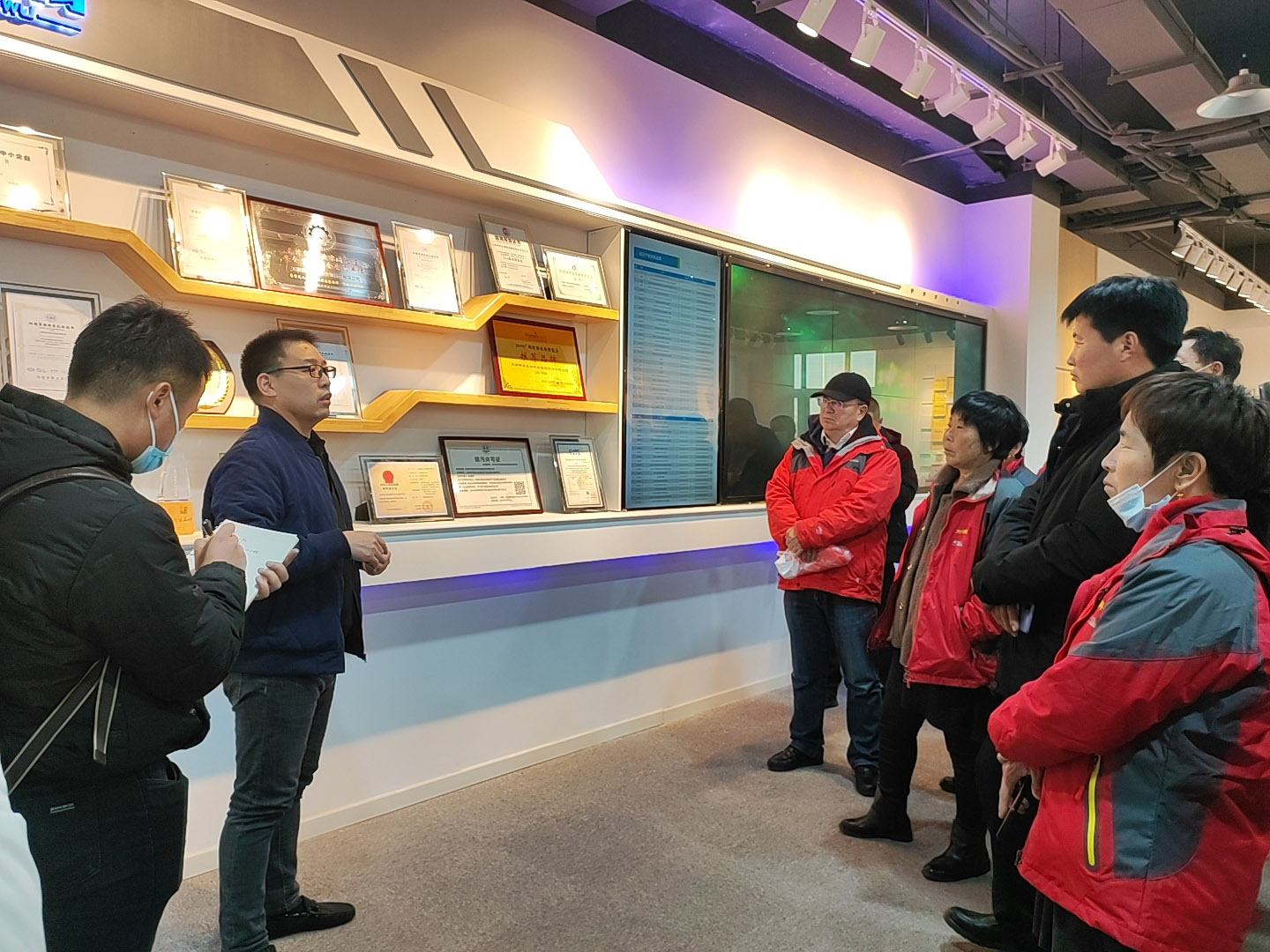 1640242384326271.jpg 2.jpg