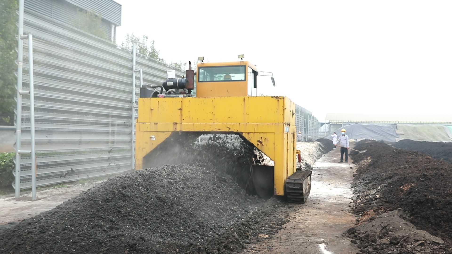 1672893804795929.jpg AL3A0429 - frame at 0m3s.jpg